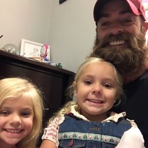 Meet your Posher, Christopher